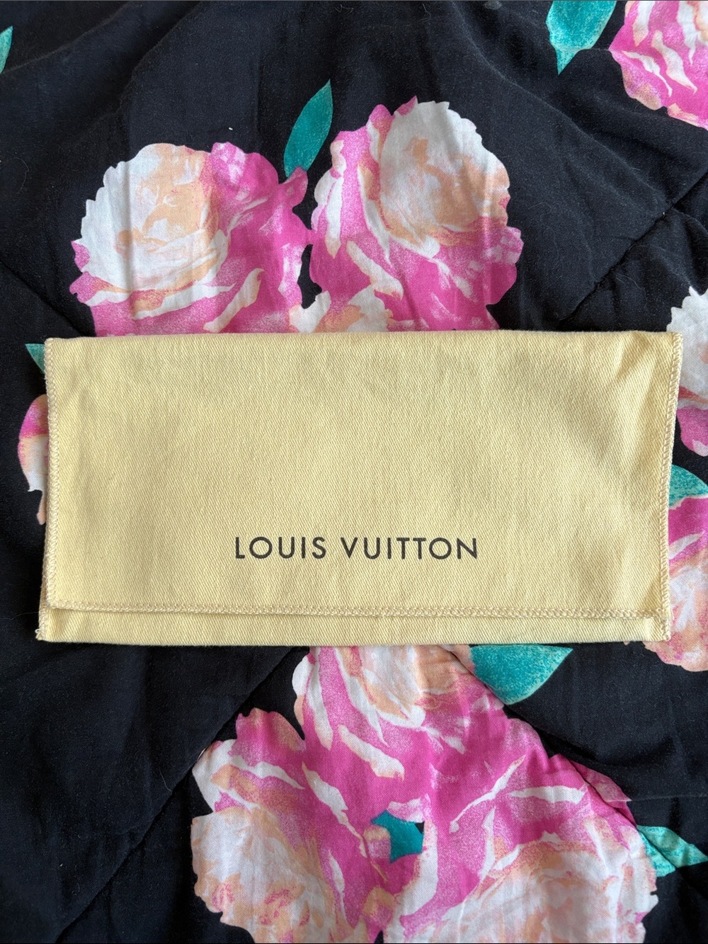 Louis Vuitton Dusty